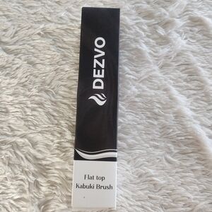 DEZVO Flat top Kabuki Brush